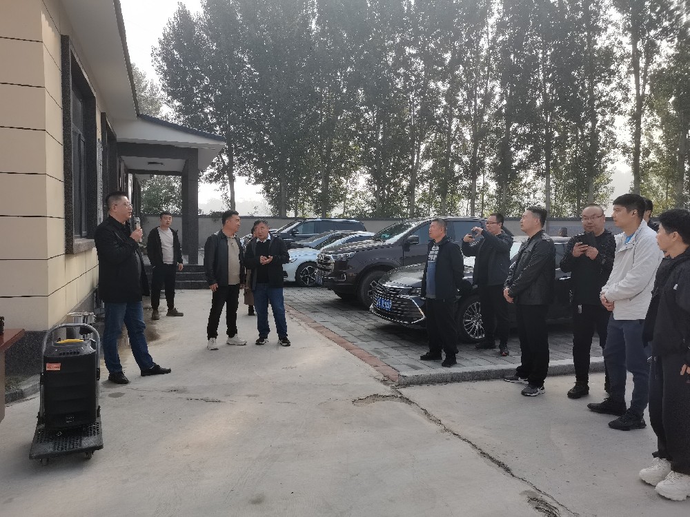 歡迎唐山(shān)市(shì)農(nóng)業(yè)農(nóng)村(cūn)局、農(nóng)村(cūn)合作(zuò)經濟科(kē)工(gōng)作(zuò)人(rén)員(yuán)等各界人(rén)士來(lái)我合作(zuò)社參觀指導